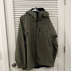 Patagonia Dimension MARS
Military Jacket Mens XL
Softshell Alpha Green